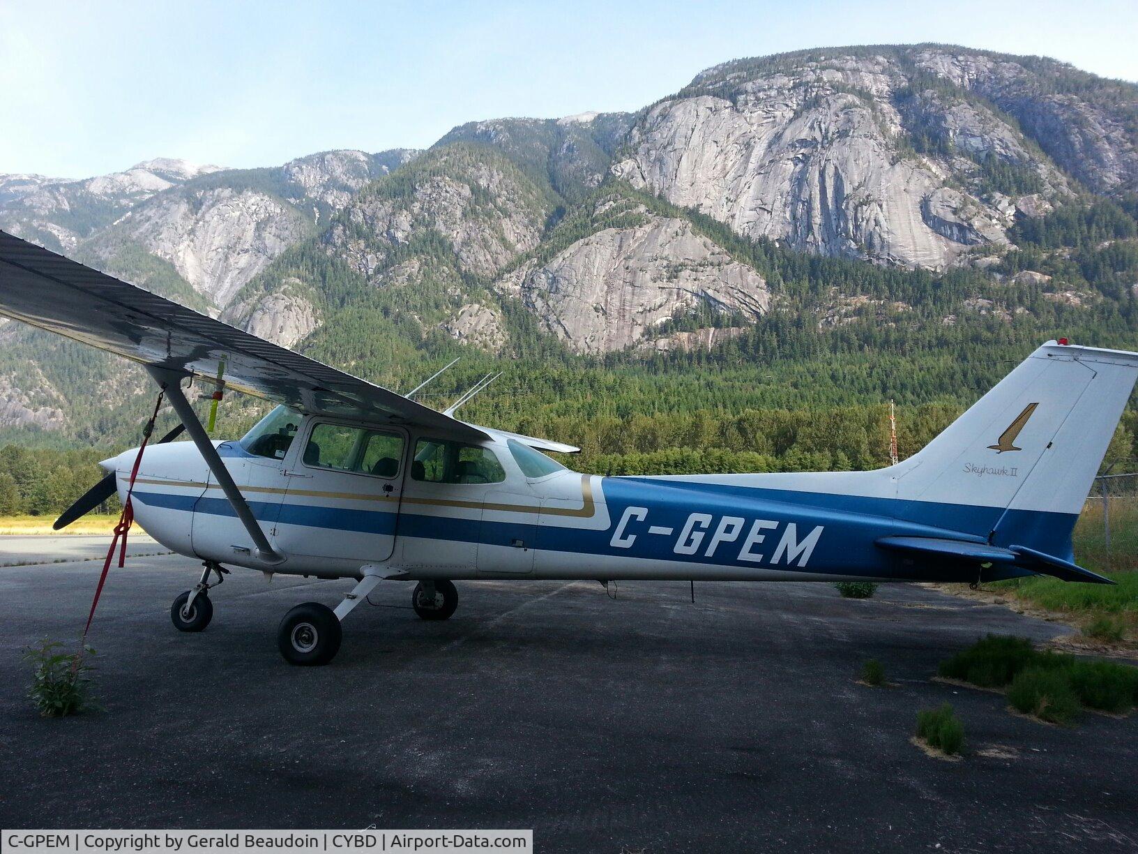 C-GPEM, 1973 Cessna 172M Skyhawk II C/N 17262521, GPEM at Bella Coola
