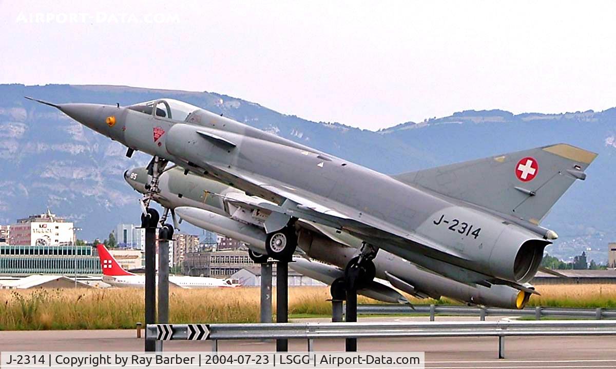 J-2314, Dassault Mirage IIIS C/N 17-26-111, Dassault Mirage IIIS [1004] (Swiss Air Force0) Geneva~HB 23/07/2004
