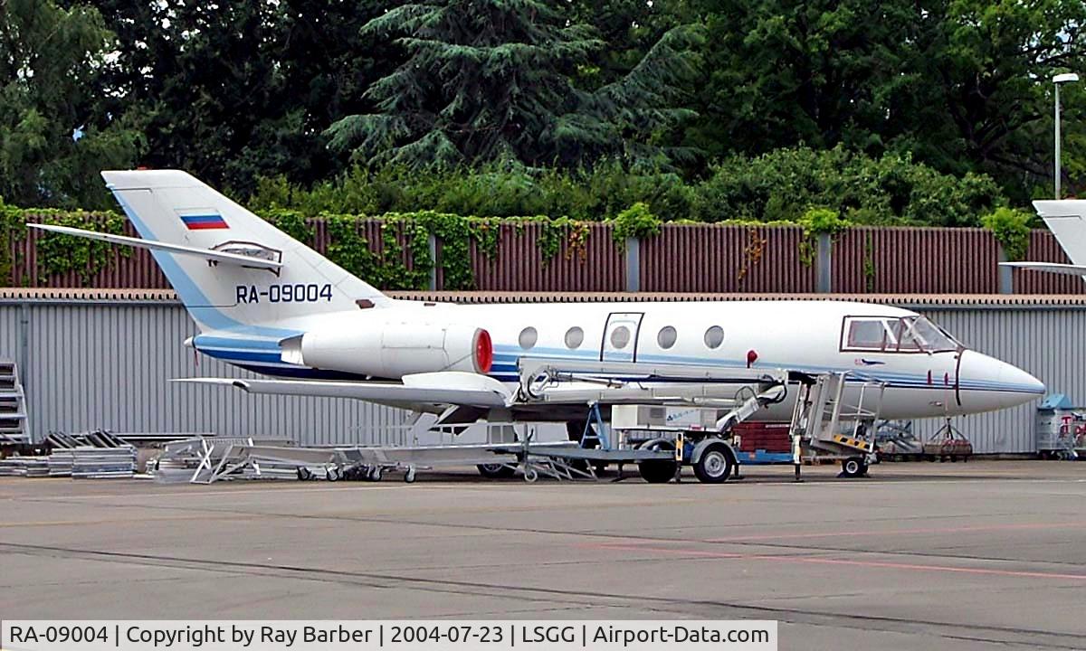 RA-09004, 1969 Dassault Falcon (Mystere) 20F C/N 170, Dassault Falcon 20C [170] Geneva~HB 23/07/2004