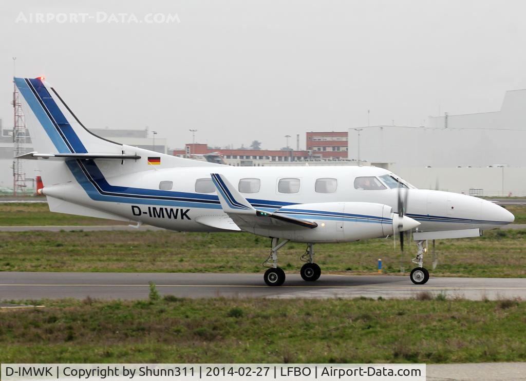 D-IMWK, Swearingen SA-227TT Merlin 300 C/N TT-529A, Taxiing to the General Aviation area...
