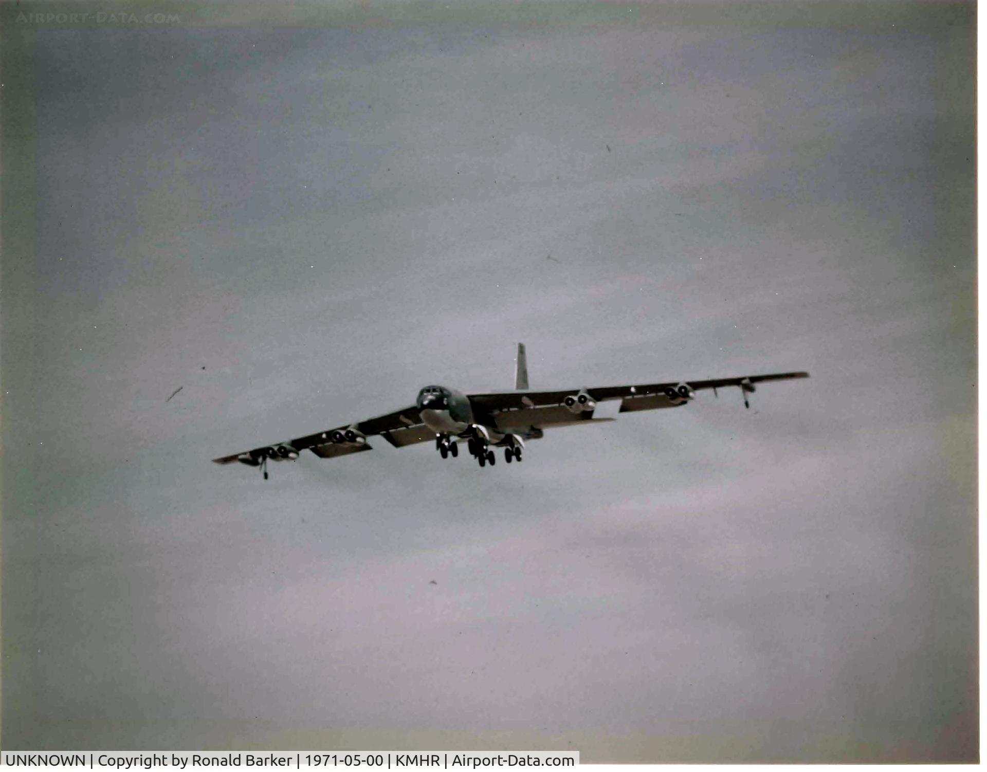 UNKNOWN, Boeing B-52G Stratofortress C/N Unknown, B-52G shooting an approach Mather