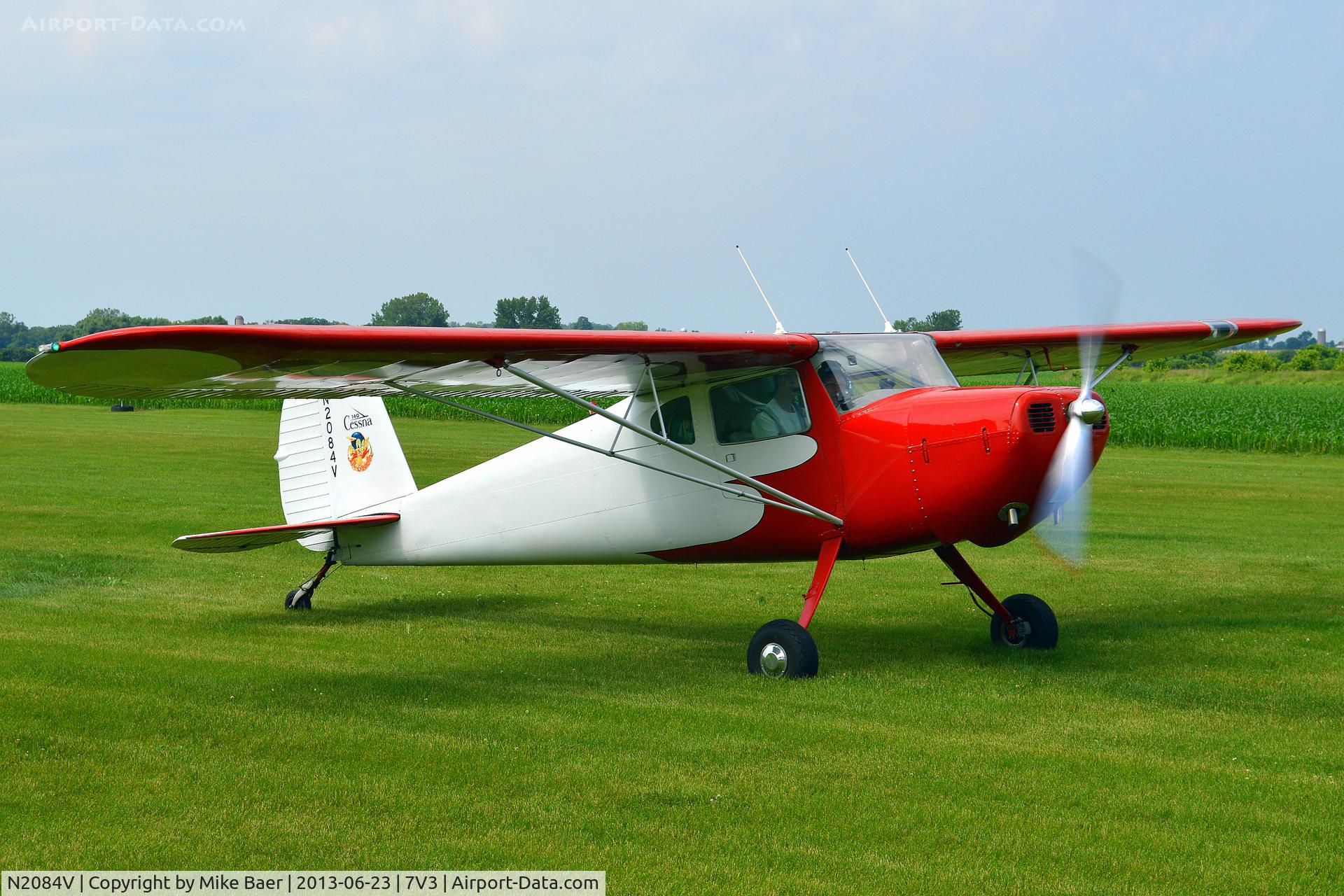 N2084V, 1947 Cessna 140 C/N 14300, N2084V @ 7V3