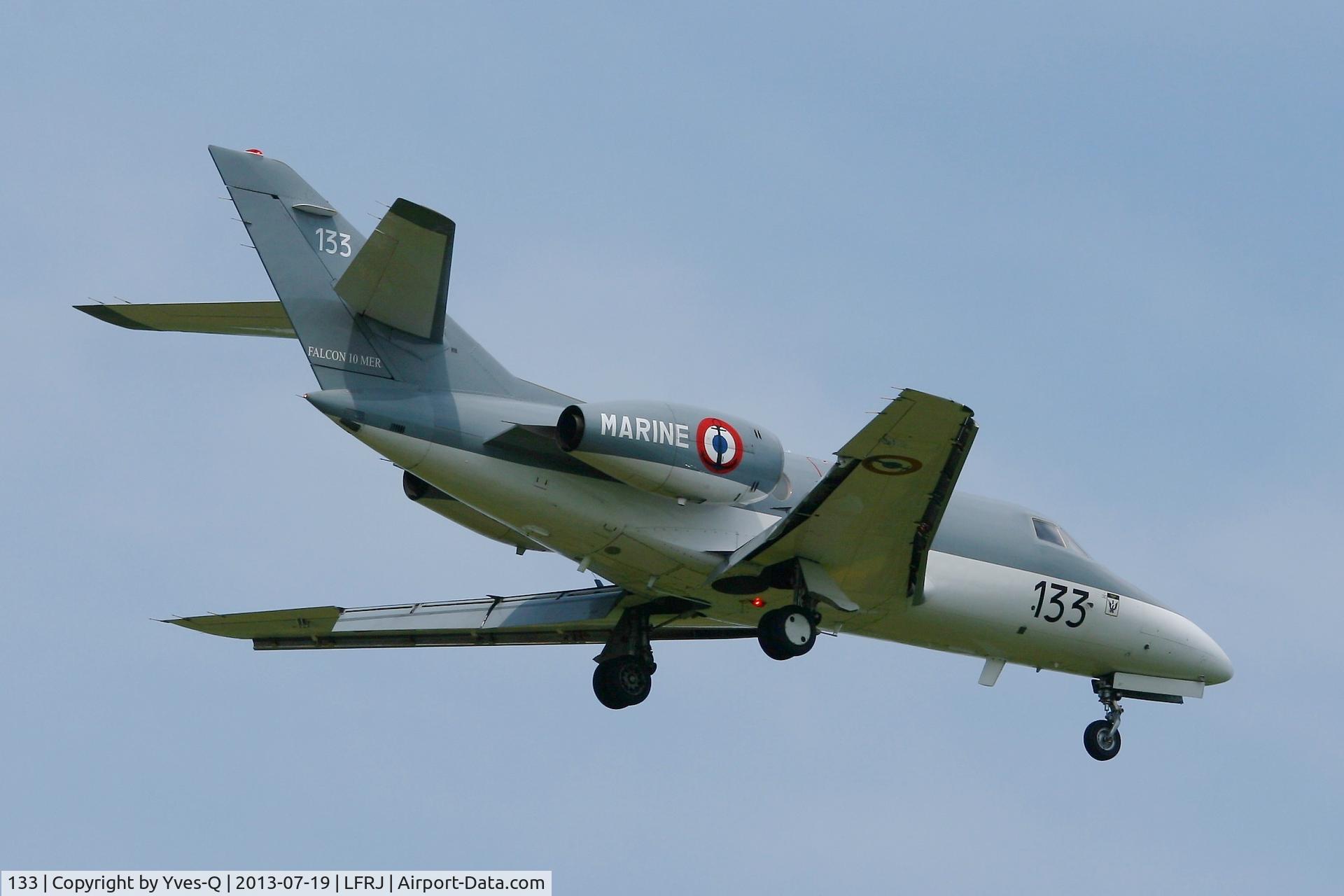 133, 1978 Dassault Falcon 10MER C/N 133, French Navy Dassault Falcon 10 MER, Short approach Rwy 08, Landivisiau Naval Air Base (LFRJ)