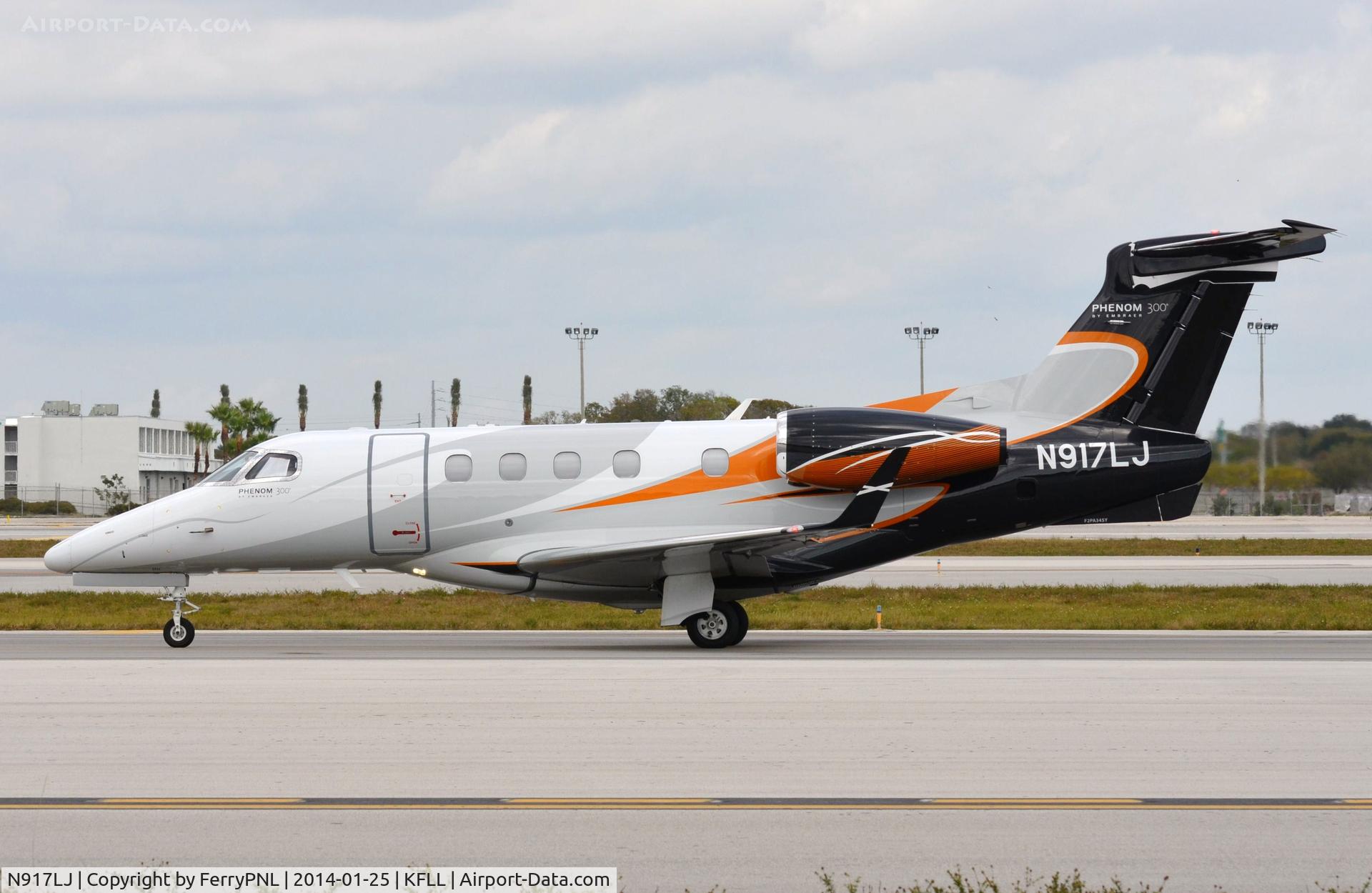 N917LJ, 2010 Embraer EMB-505 Phenom 300 C/N 50500004, Infinity Aviation EMB505