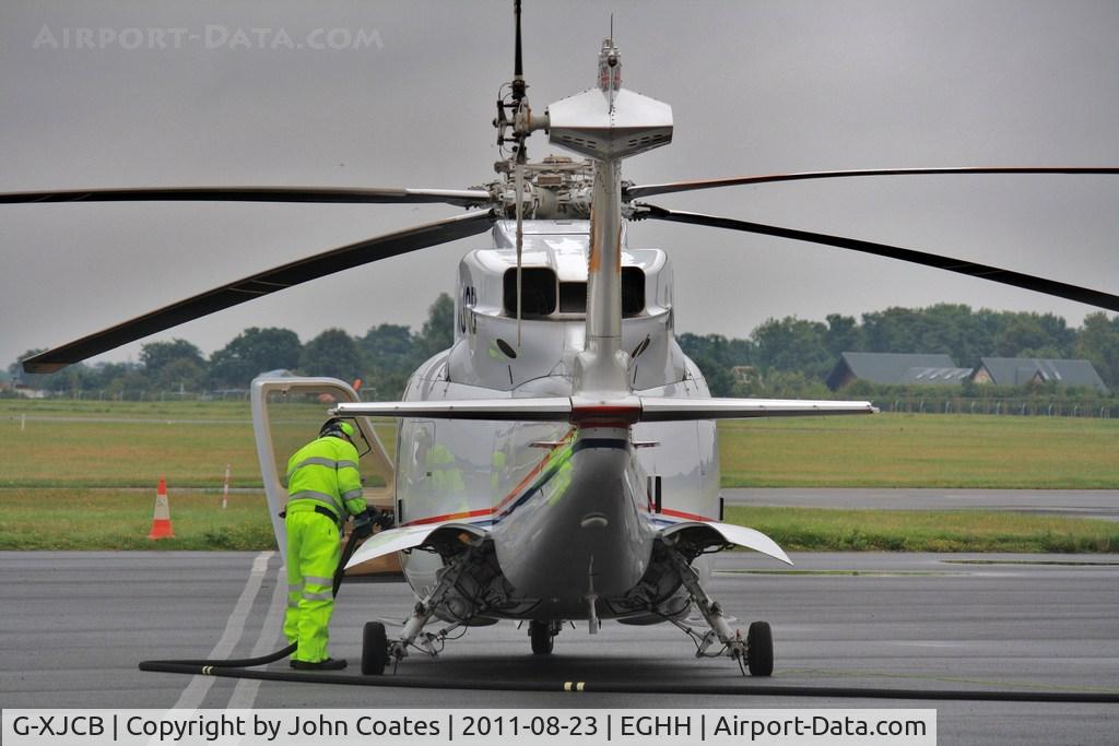 G-XJCB, 2006 Sikorsky S-76C C/N 760616, Being fuelled
