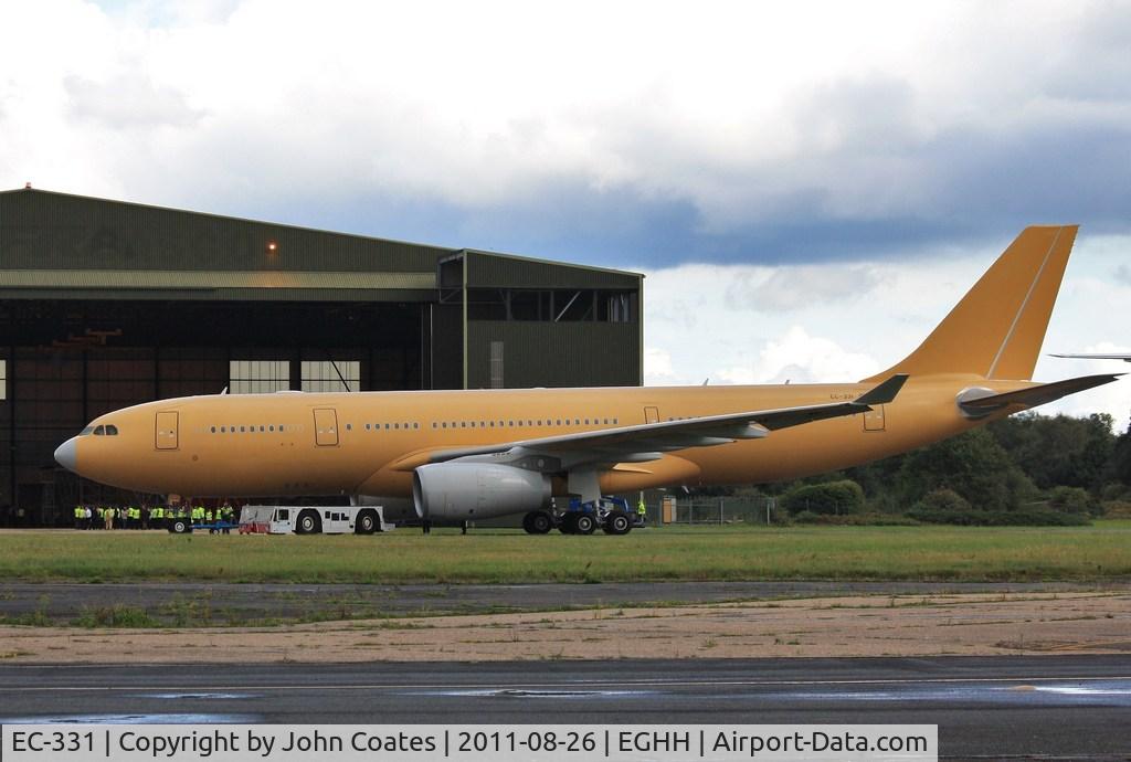 EC-331, 2011 Airbus KC2 Voyager (A330-243MRTT) C/N 1248, About to enter the Cobham hangar