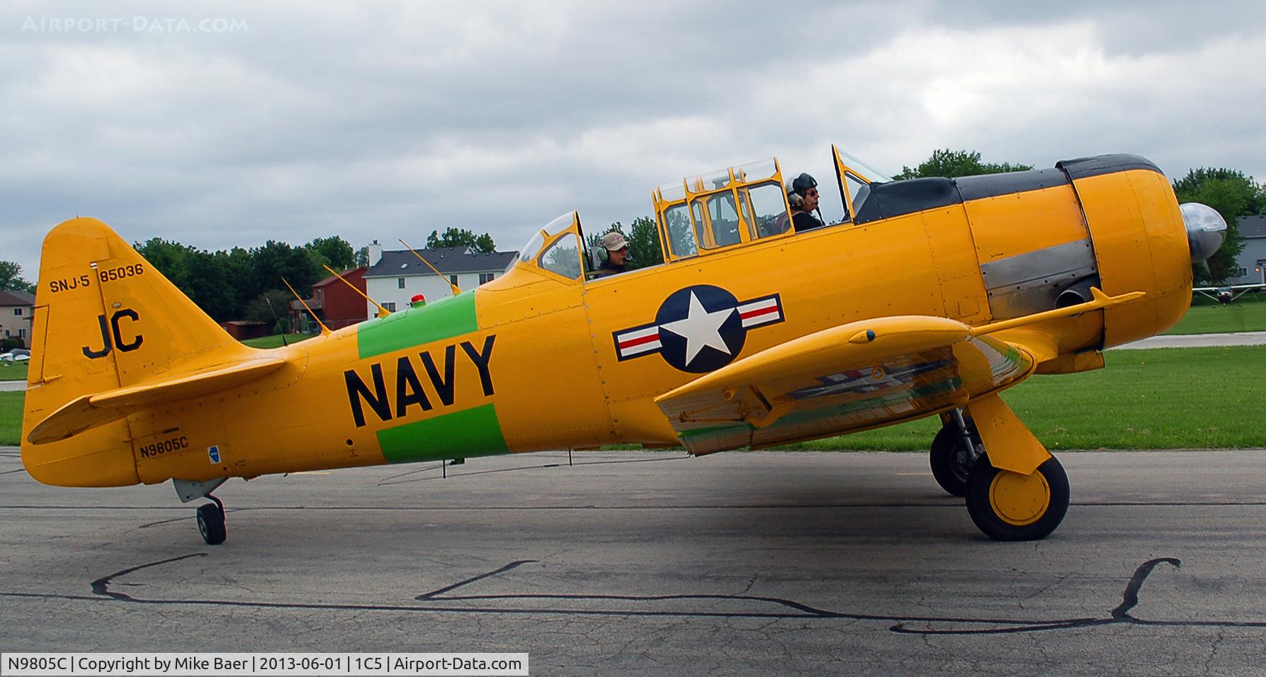 N9805C, 1945 North American SNJ-5B Texan C/N 85036, N9805C @ 1C5