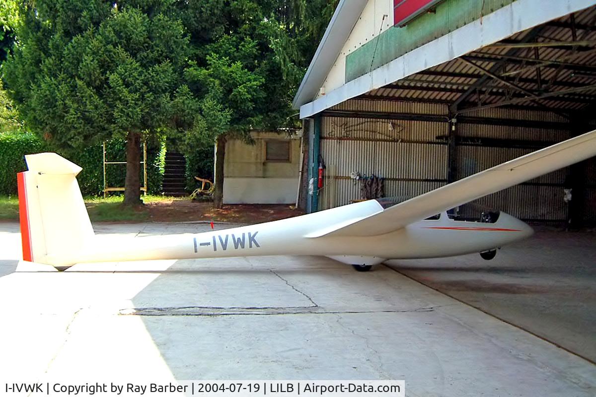 I-IVWK, Schleicher ASK-21 C/N 21484, Schleicher ASK-21 [21484] Alzate Brianza~I 19/07/2004