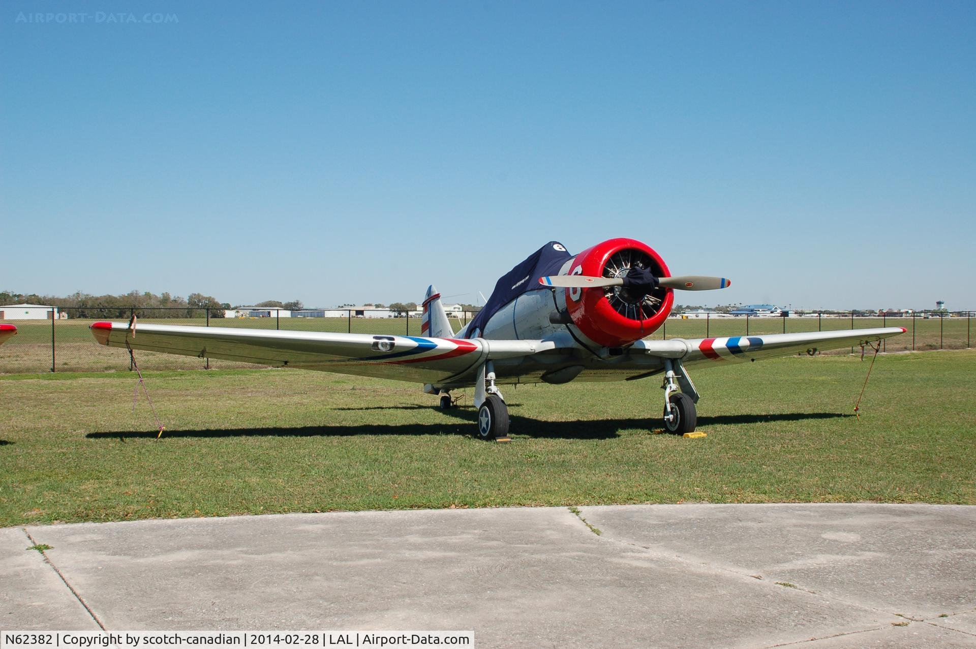 N62382, 1940 North American SNJ-2 Texan C/N 2039, 1940 North American SNJ-2, N62382, at Lakeland Linder Regional Airport, Lakeland, FL