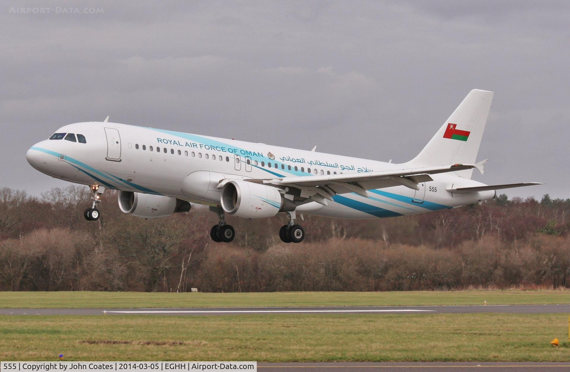 555, 2009 Airbus ACJ320 (A320-214/CJ) C/N 4117, About to touchdown 26