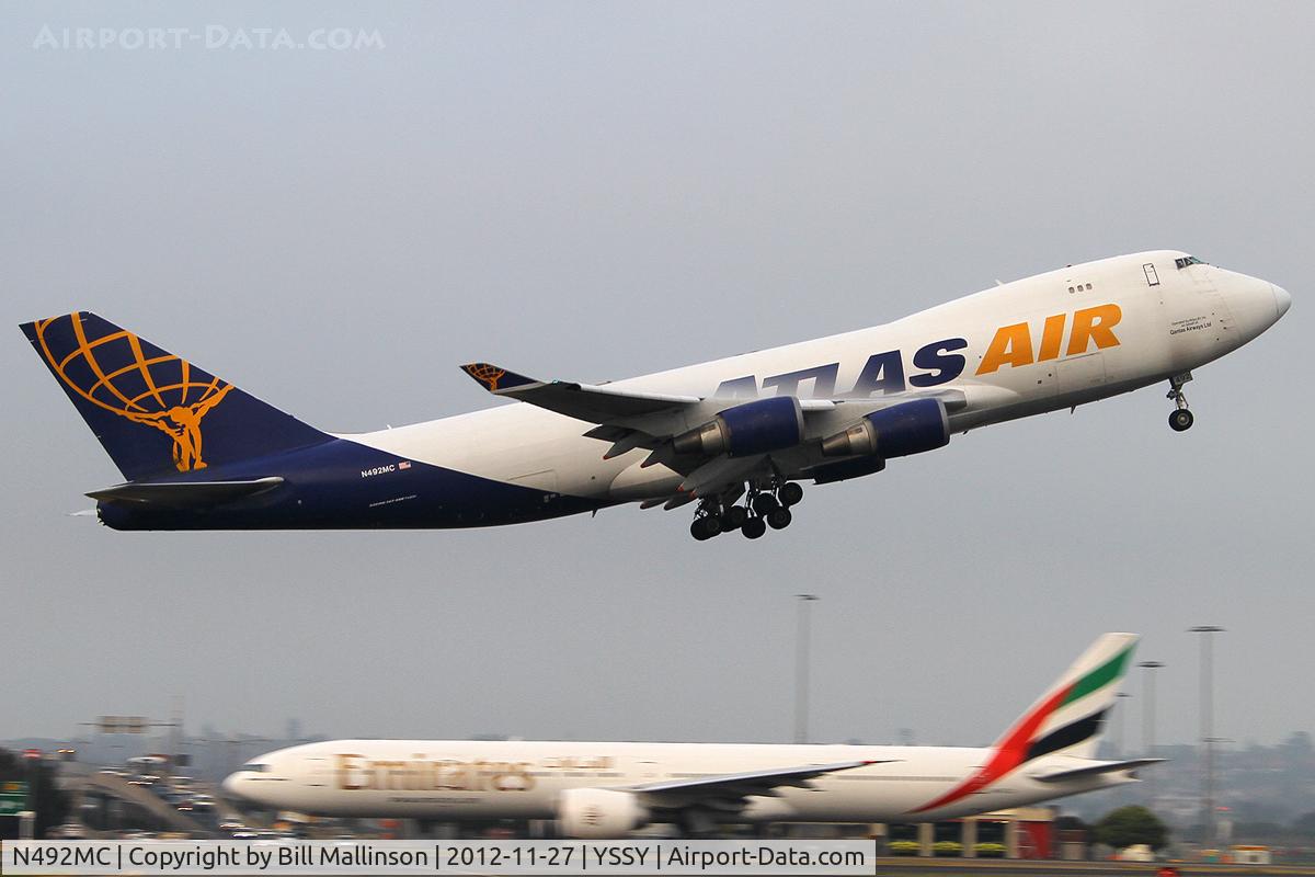 N492MC, 1998 Boeing 747-47UF C/N 29253, away off 34L