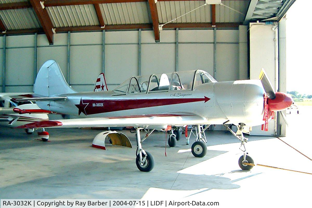 RA-3032K, Yakovlev Yak-52 C/N 889203, Yakovlev Yak-52 [889203] Fano~I 15/07/2004