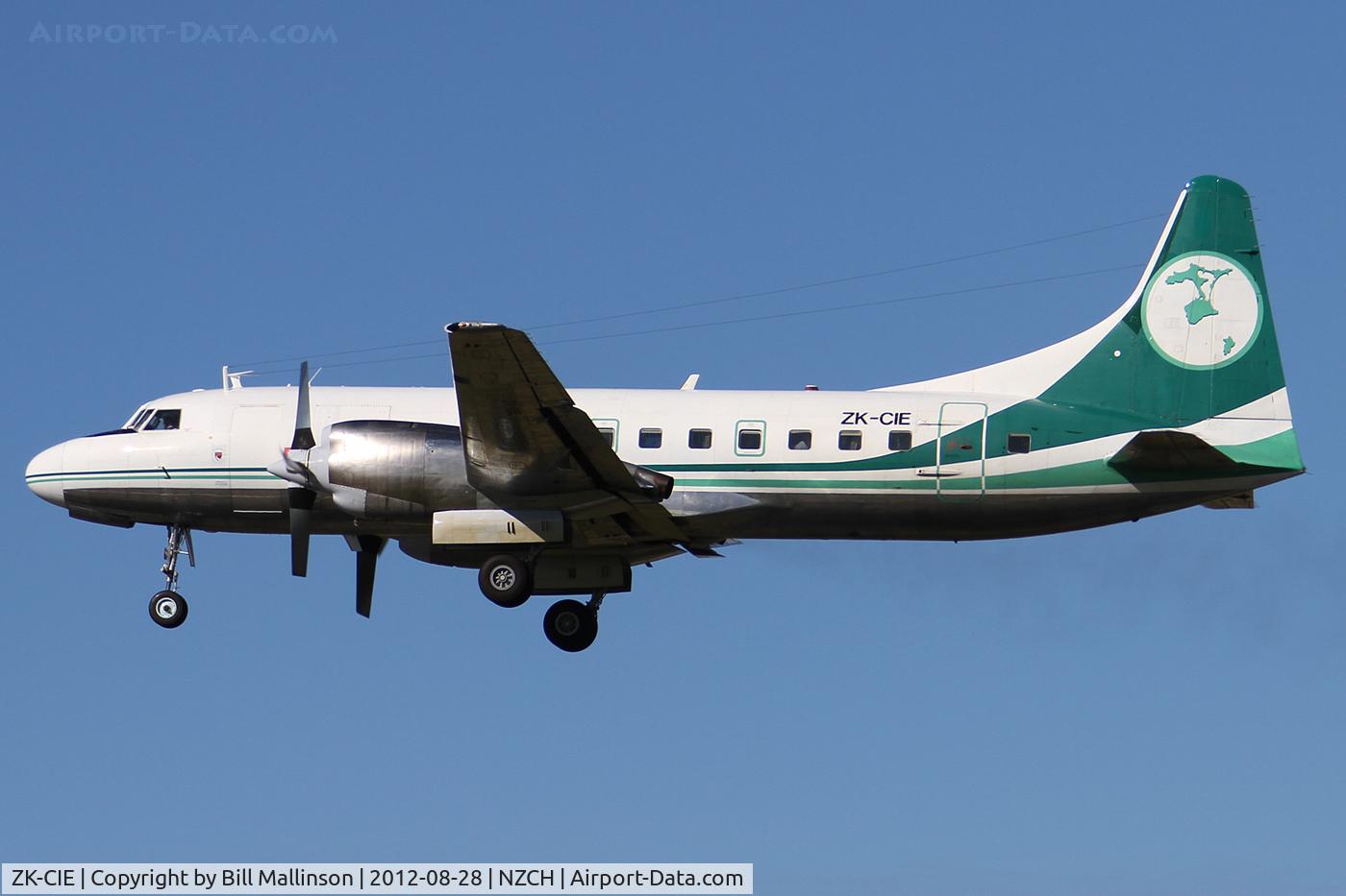 ZK-CIE, 1957 Convair CV-580 C/N 399, finals to 02