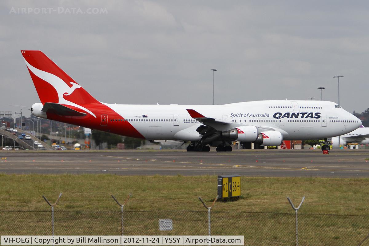 VH-OEG, 2002 Boeing 747-438/ER C/N 32911, taxiing from 34L