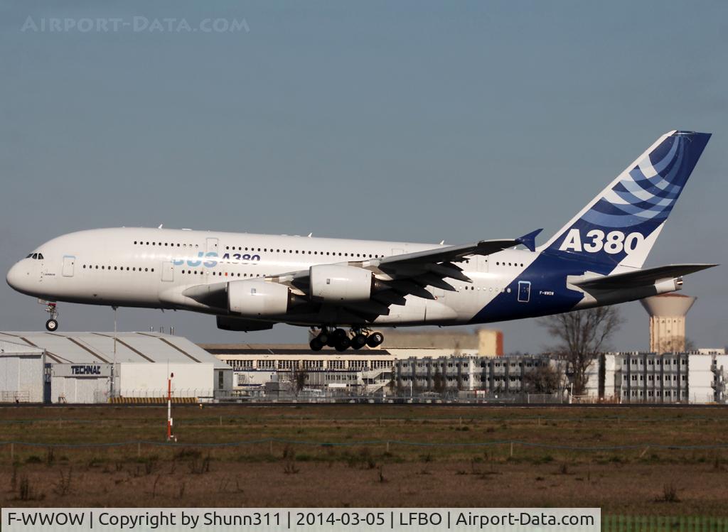 F-WWOW, 2005 Airbus A380-841 C/N 001, C/n 0001 - A350 XWB titles removed