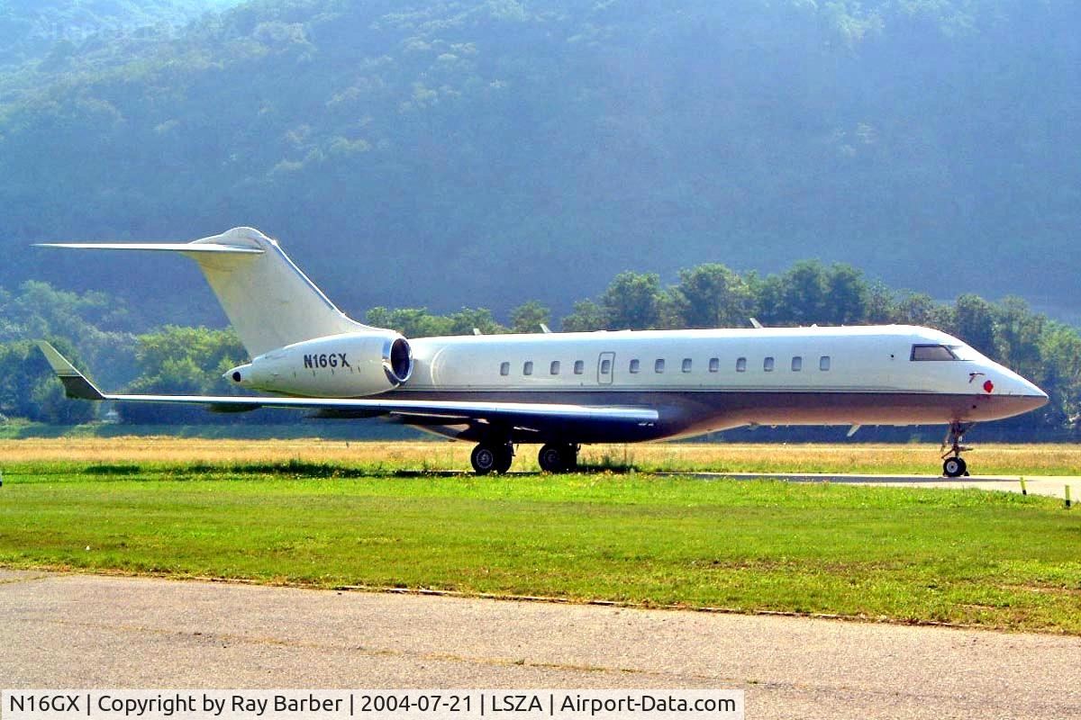 N16GX, 1999 Bombardier BD-700-1A10 Global Express C/N 9016, Bombardier BD-700-1A10 Global Express [9016] Lugano~HB 21/07/2004