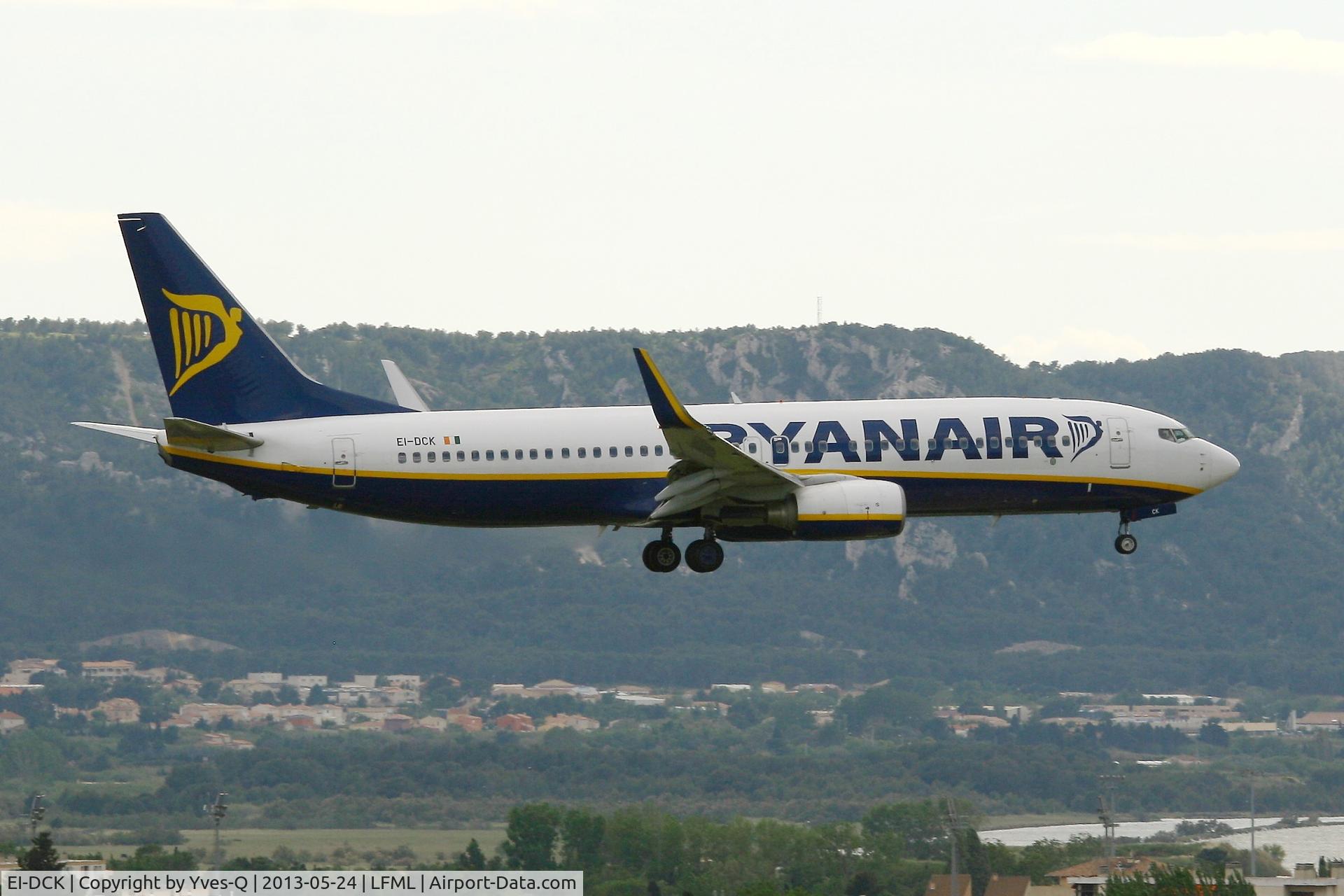EI-DCK, 2004 Boeing 737-8AS C/N 33565, Boeing 737-8AS(WL), Short approach Rwy 31L, Marseille-Marignane Airport (LFML-MRS)