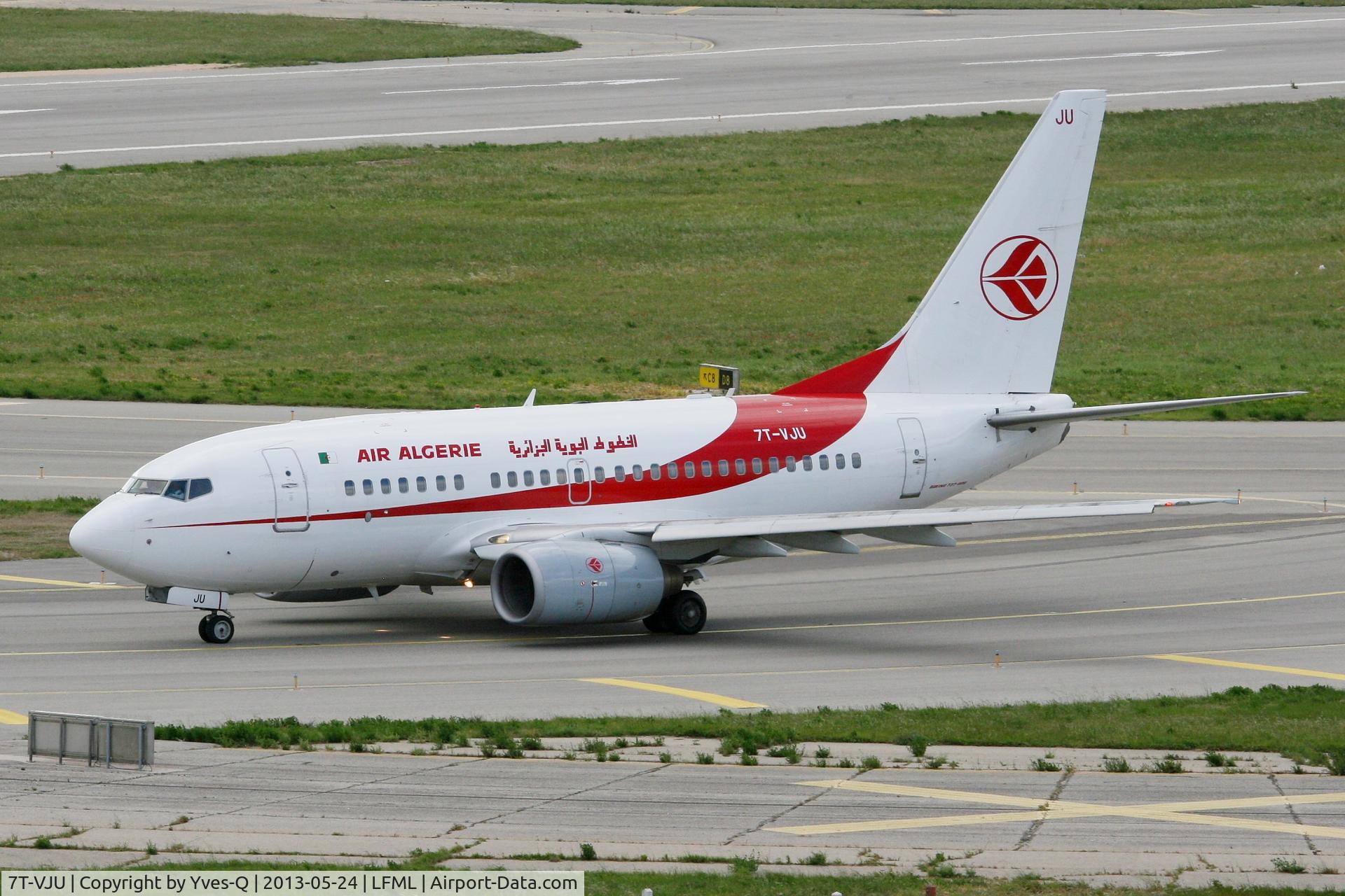 7T-VJU, 2002 Boeing 737-6D6 C/N 30211, Boeing 737-6D6, Taxiing to holding point Rwy 31R, Marseille-Marignane Airport (LFML-MRS)