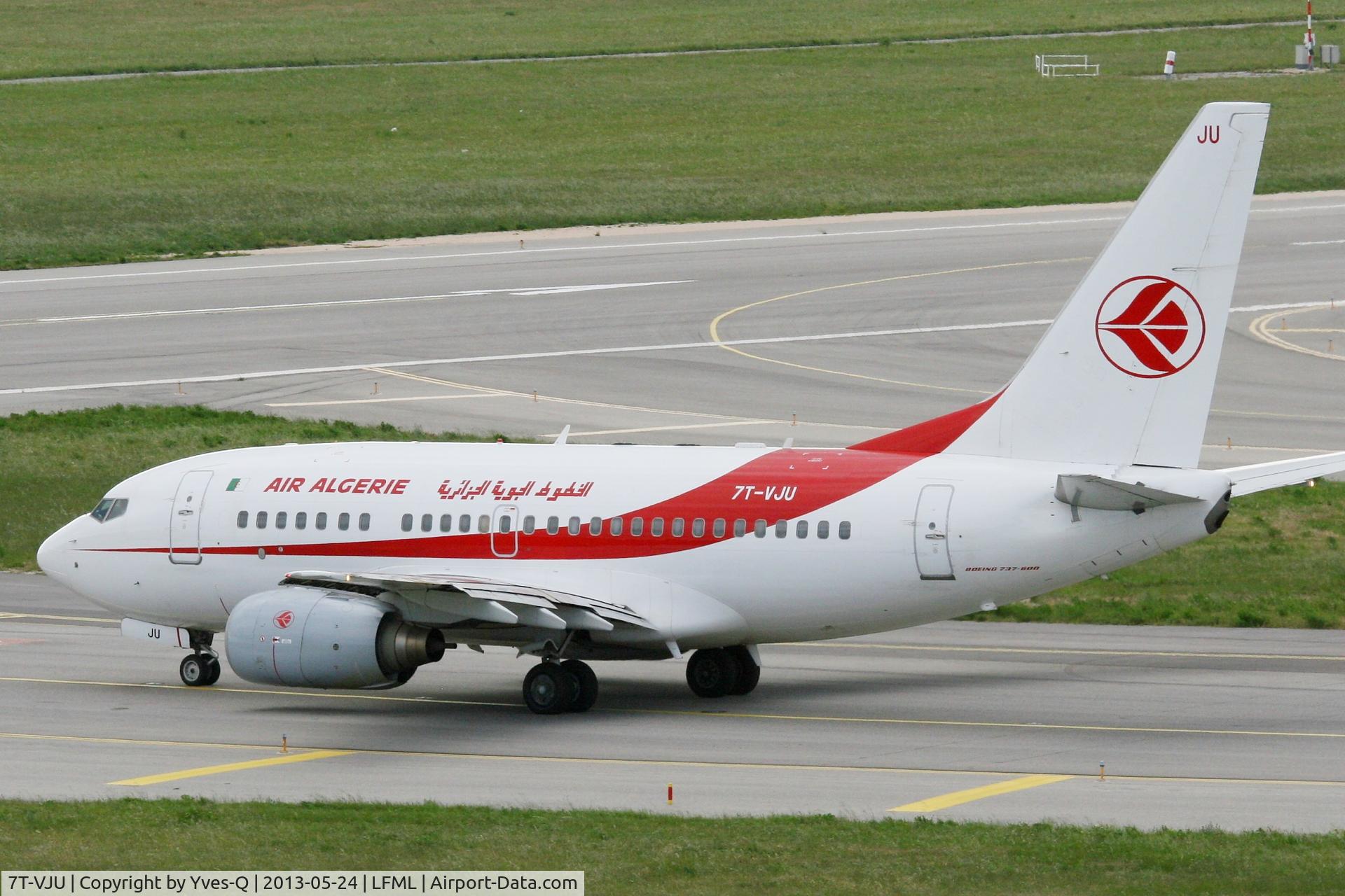 7T-VJU, 2002 Boeing 737-6D6 C/N 30211, Boeing 737-6D6, Taxiing to holding point Rwy 31R, Marseille-Marignane Airport (LFML-MRS)