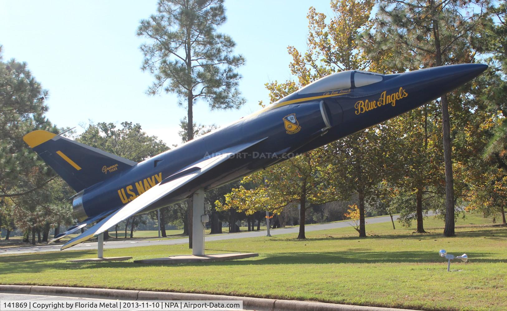 141869, Grumman F11F-1 Tiger C/N 186, F11F-1 Tiger in Blue Angels colors, gate guard for NAS Pensacola