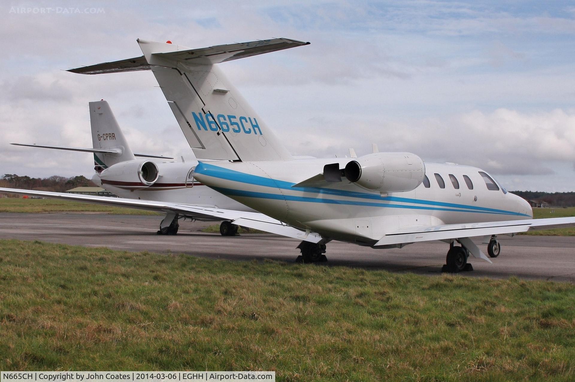 N665CH, 2002 Cessna 525 CitationJet CJ1 C/N 525-0504, At CSE with G-CPRR