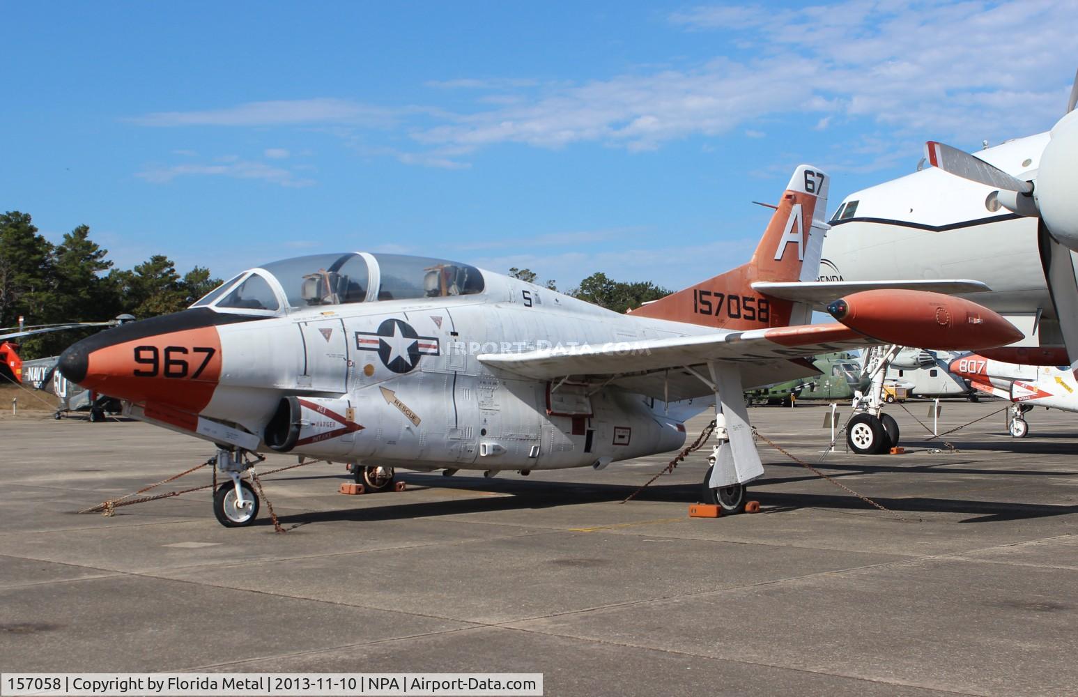 157058, Rockwell T-2C Buckeye C/N 332-29, T-2C Buckeye