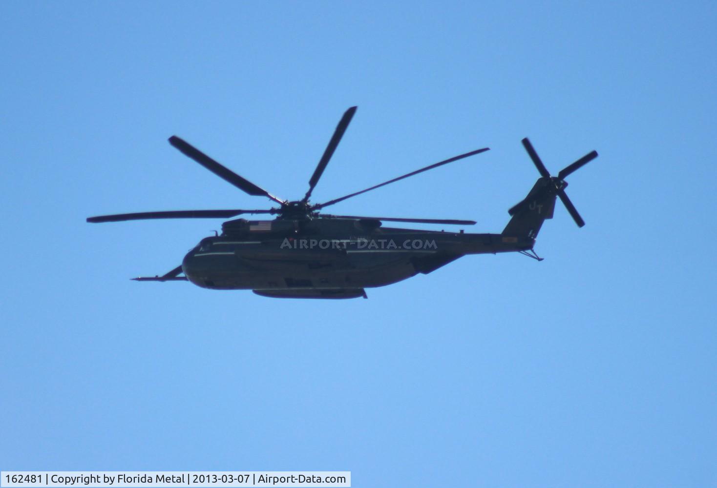 162481, Sikorsky CH-53E C/N 65-487, CH-53E over Winter Haven FL, one of a group of 6