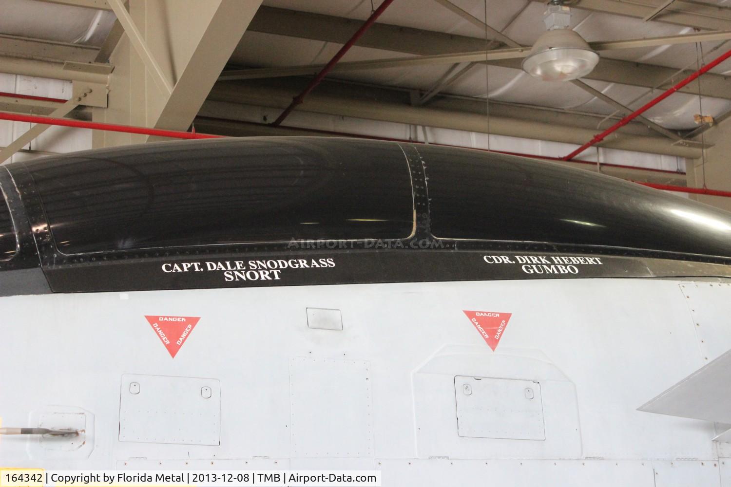 164342, Grumman F-14D Tomcat C/N 617/D-22, Dale Snort Snodgrass F-14D