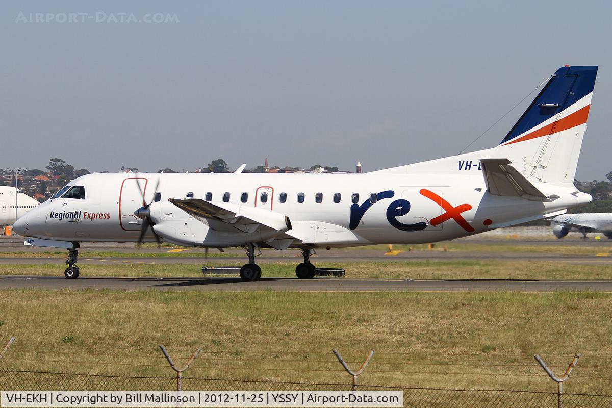 VH-EKH, 1995 Saab 340B C/N 340B-369, taxi to 34R