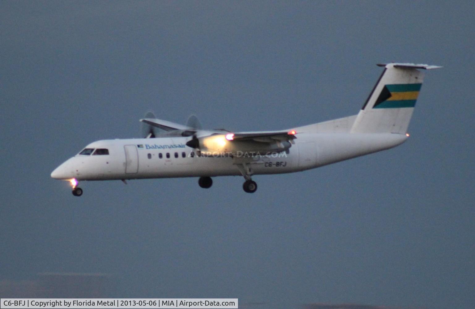C6-BFJ, 1992 De Havilland Canada DHC-8-311 Dash 8 C/N 323, Bahamas Air Dash 8 arriving in the dark