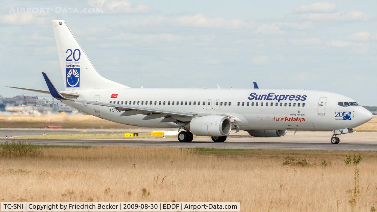 TC-SNI, 2005 Boeing 737-8FH C/N 29671, departure via RW18W