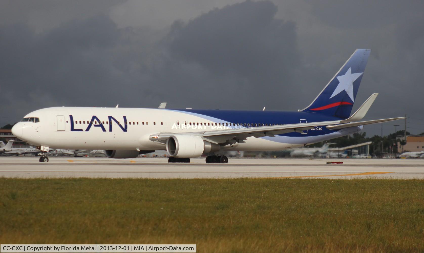CC-CXC, Boeing 767-316/ER C/N 36710/962, LAN 767-300
