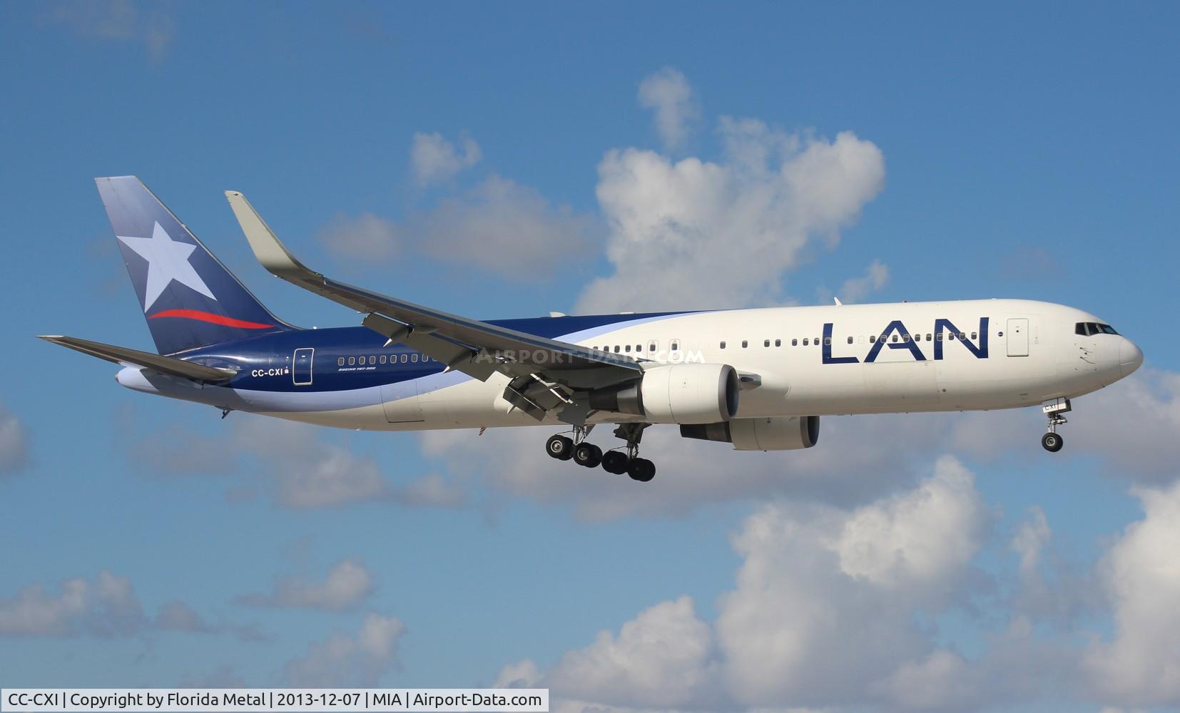 CC-CXI, 2009 Boeing 767-316/ER C/N 37800, LAN 767-300