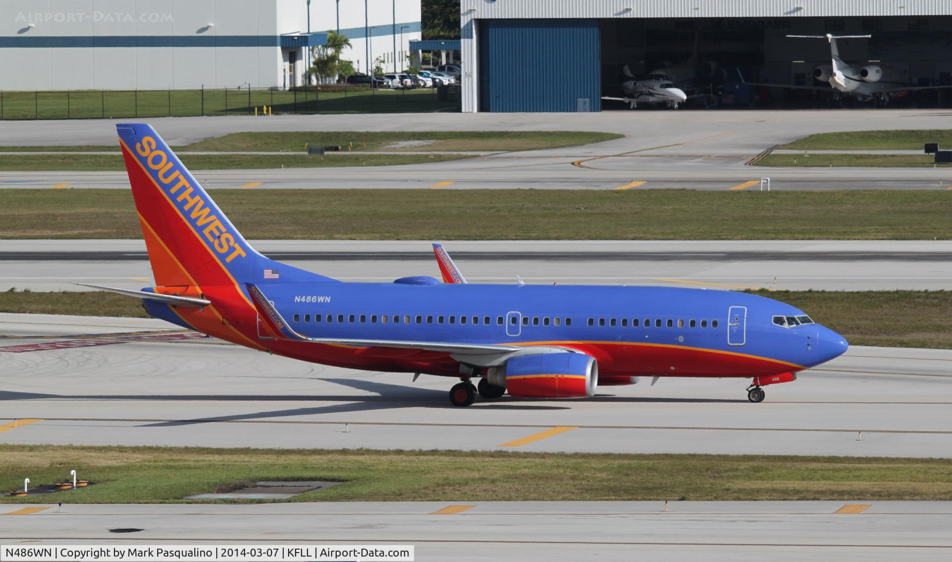 N486WN, 2004 Boeing 737-7H4 C/N 33852, Boeing 737-700