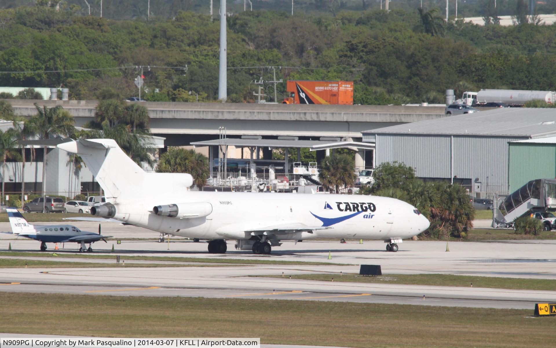 N909PG, 1979 Boeing 727-2K5 C/N 21852, Boeing 727-200