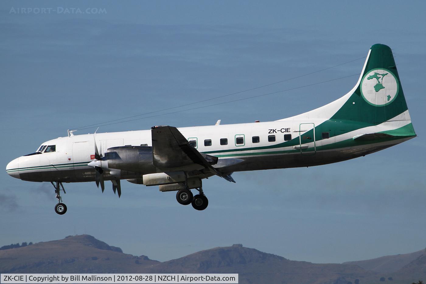 ZK-CIE, 1957 Convair CV-580 C/N 399, finals to 02