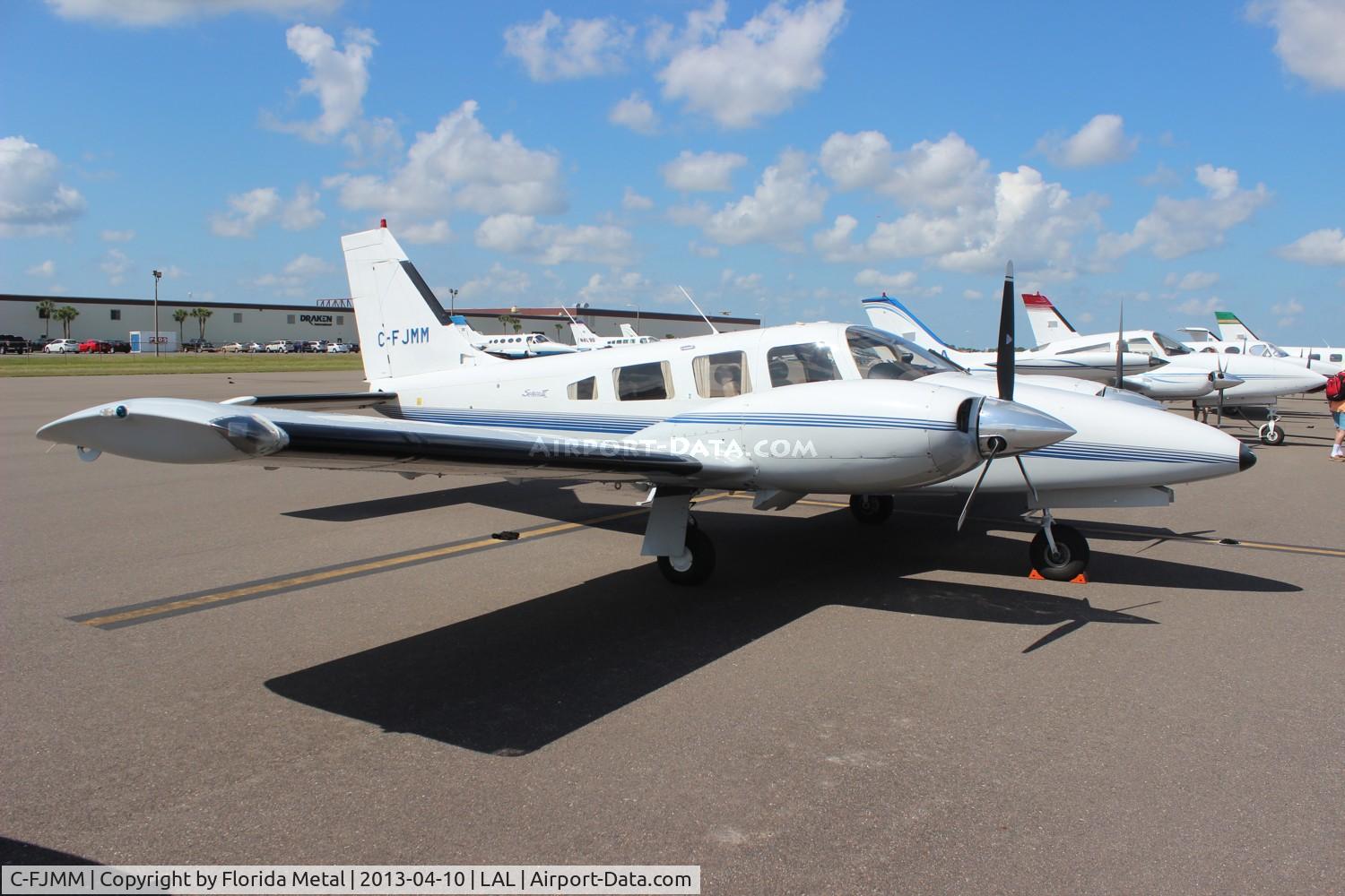 C-FJMM, 1989 Piper PA-34-220T C/N 34-33151, Piper PA-34-220T