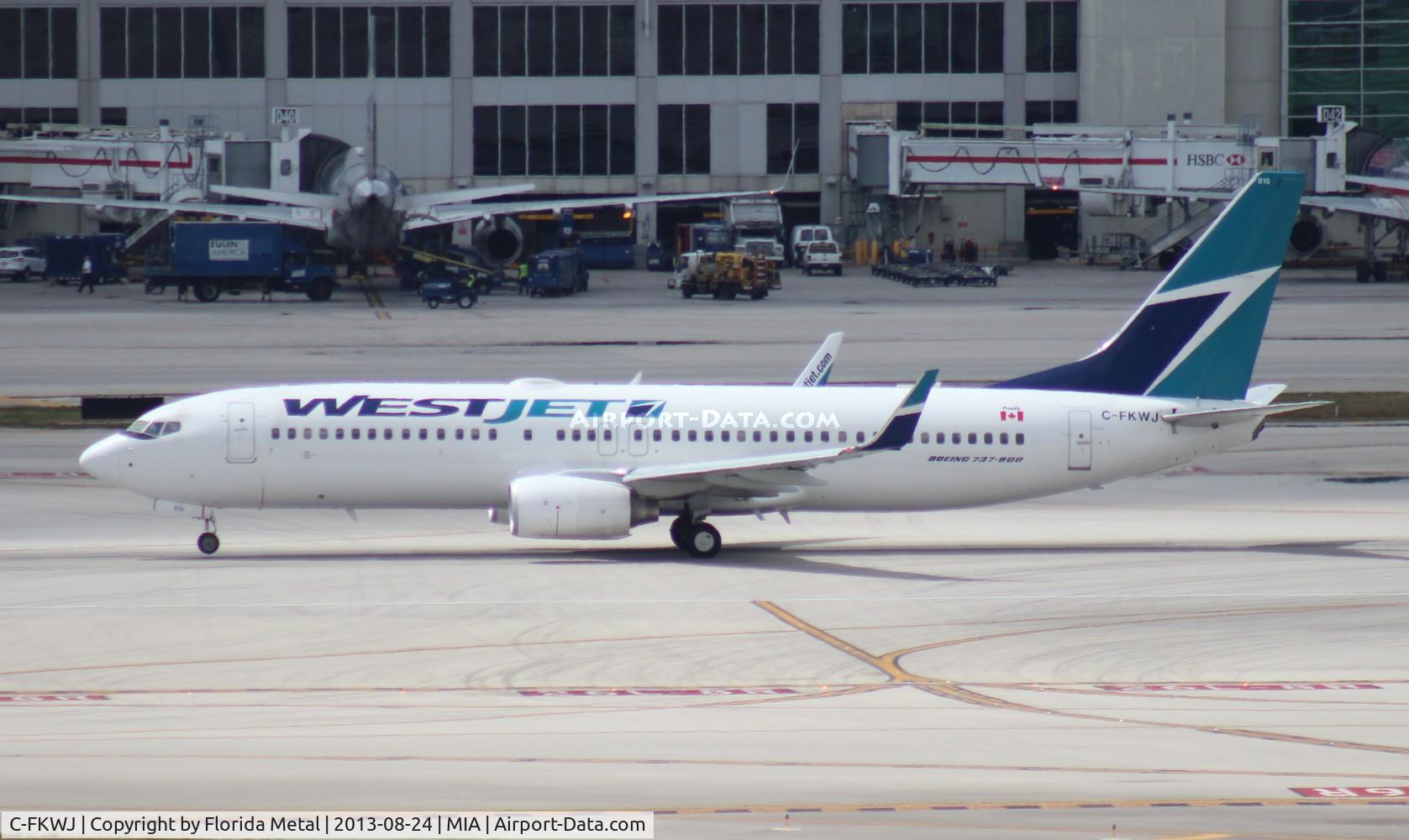 C-FKWJ, 2010 Boeing 737-8CT C/N 36435, West Jet 737-800