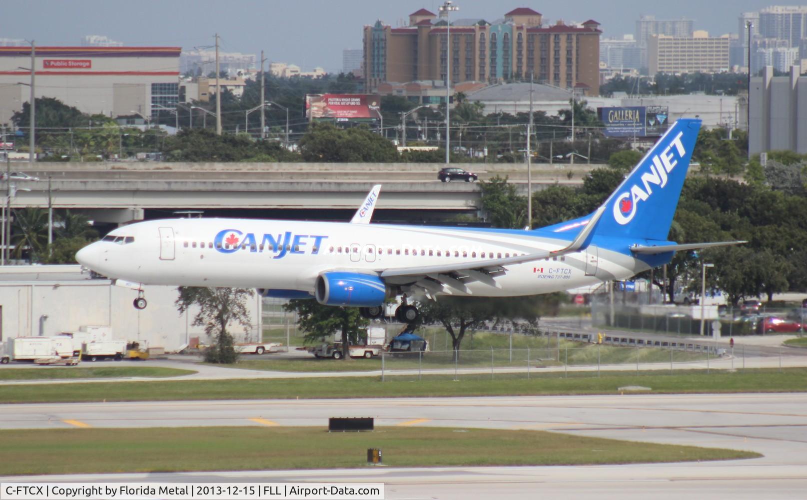C-FTCX, 1999 Boeing 737-8AS C/N 29921, Can Jet 737-800