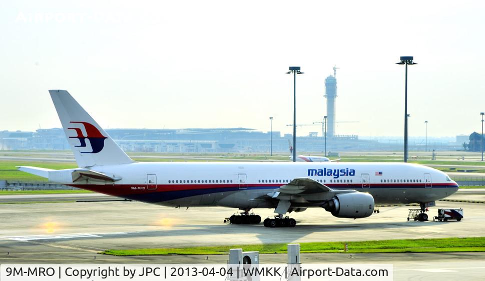 9M-MRO, 2002 Boeing 777-2H6/ER C/N 28420, What an irony of Destiny: I didn't photo so many B777, but this...
RIP all of them!