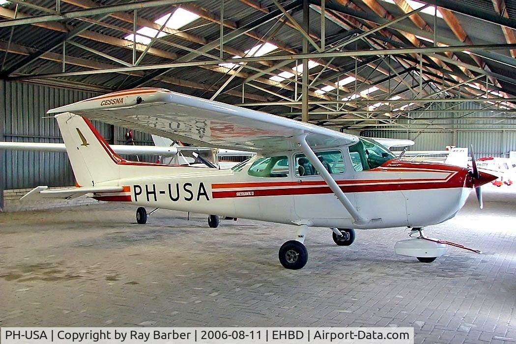 PH-USA, Cessna 172P C/N 17274718, Cessna 172P Skyhawk [172-74718] Budel-Kempen~PH 11/08/2006