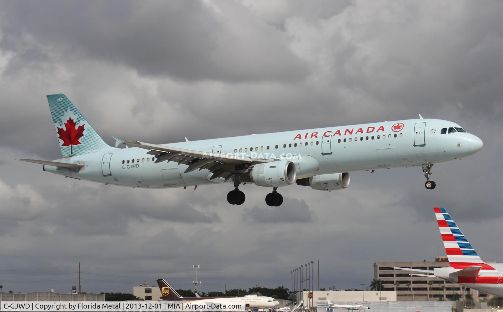 C-GJWD, 2002 Airbus A321-211 C/N 1748, Air Canada A321