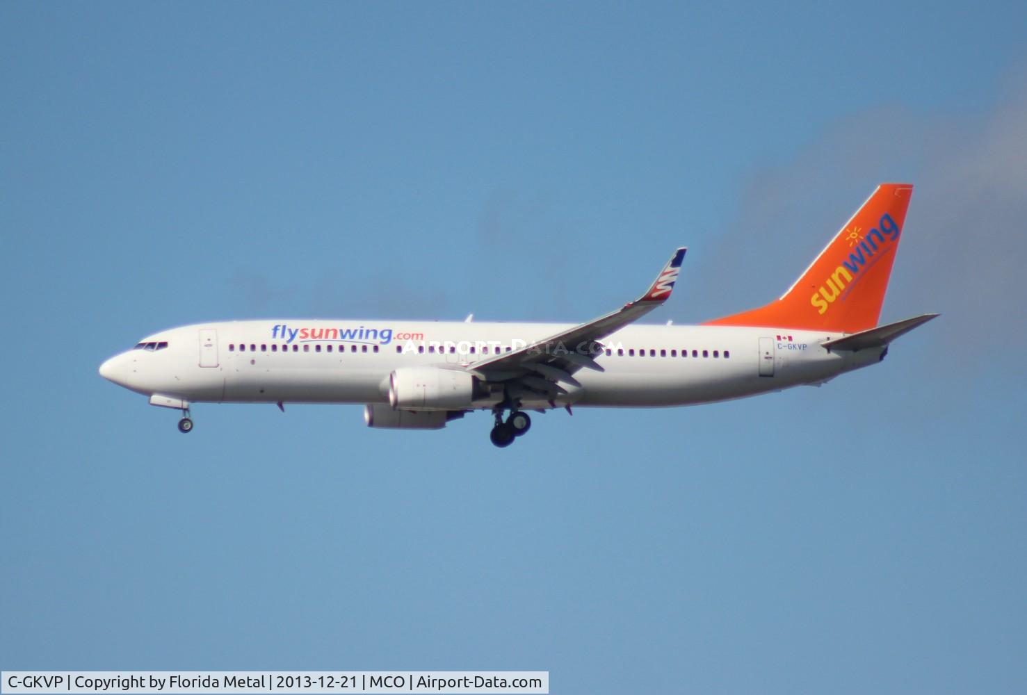 C-GKVP, 2002 Boeing 737-8K5 C/N 32907, Sunwing 737-800