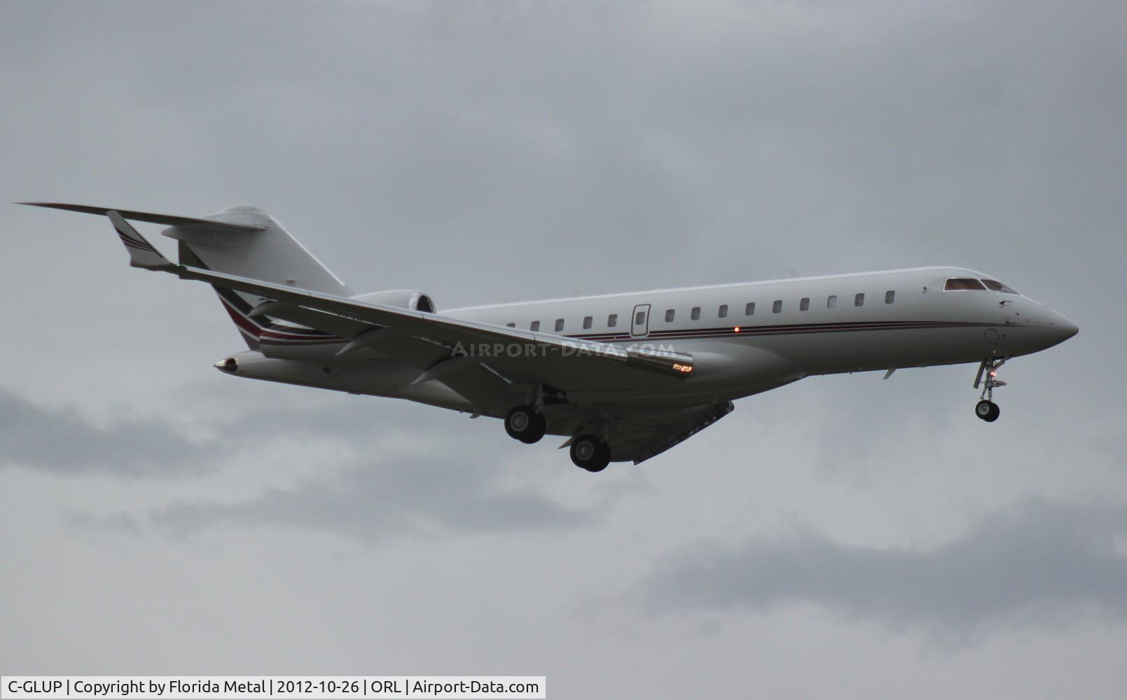 C-GLUP, 2012 Bombardier BD-700-1A10 Global 6000 C/N 9475, Global 6000 being delivered to Net Jets at NBAA