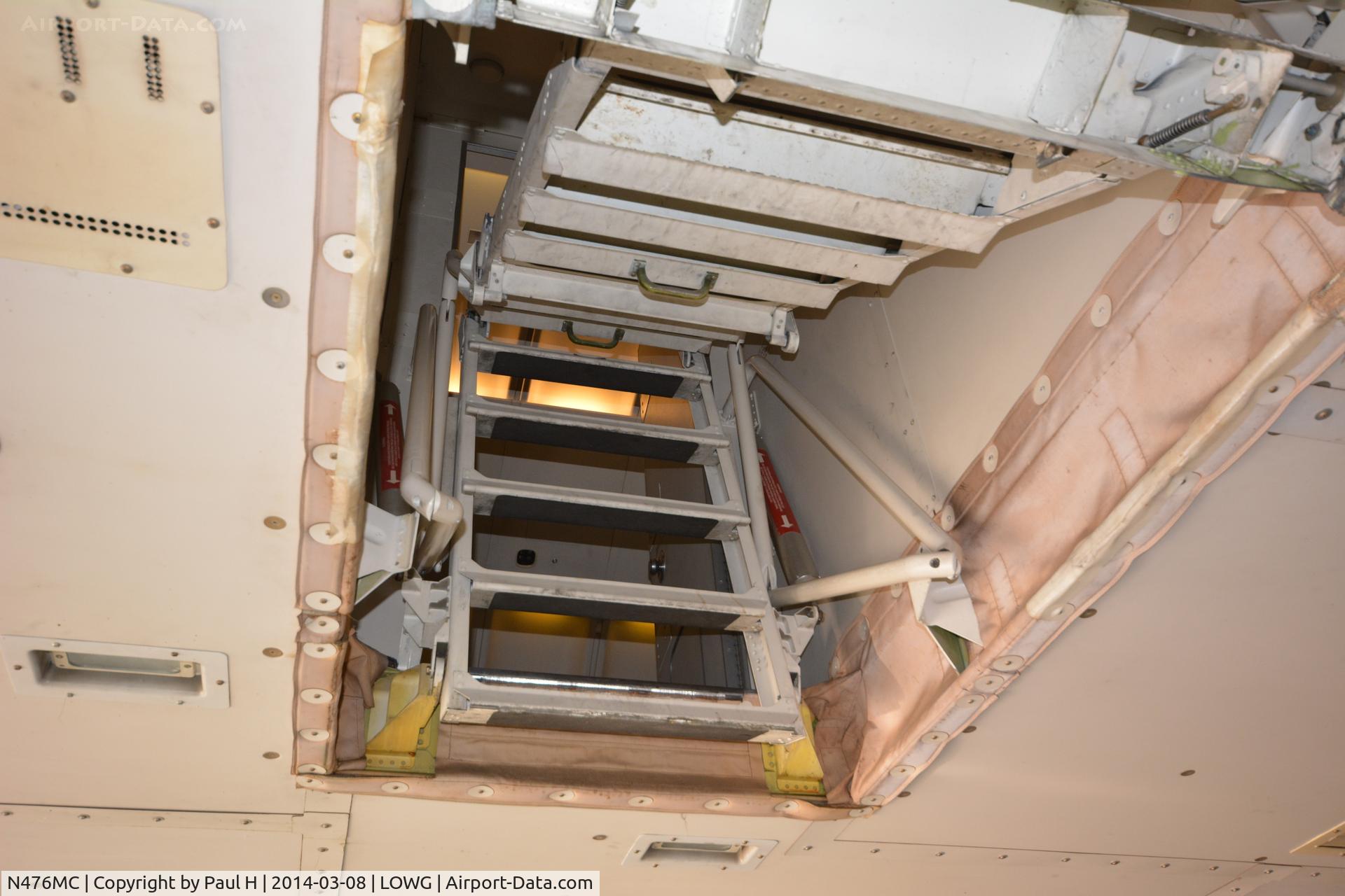 N476MC, 1999 Boeing 747-47UF C/N 29256, AtlasAir B-747 stairs to cockpit
