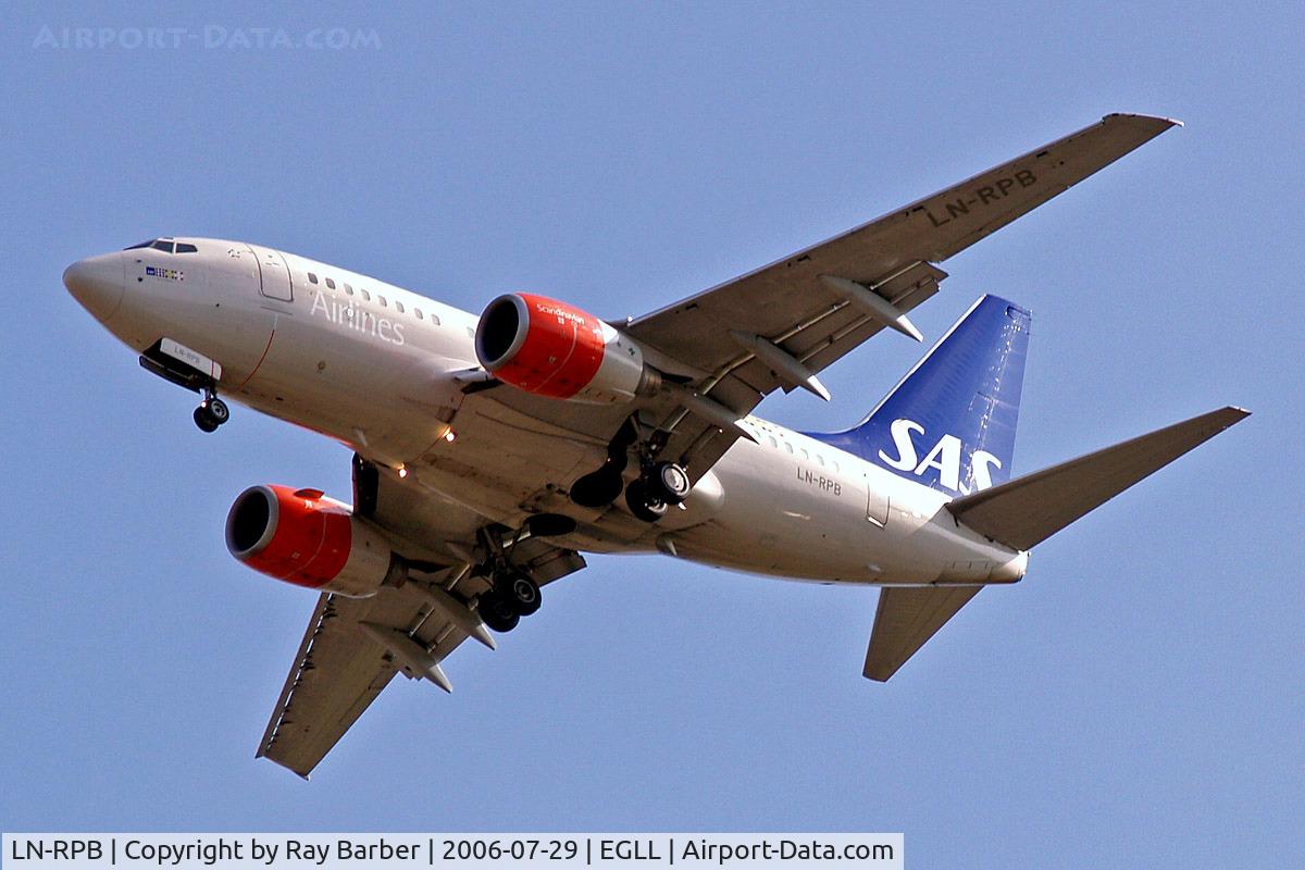 LN-RPB, 1998 Boeing 737-683 C/N 28294, Boeing 737-683 [28294]  (SAS Scandinavian Airlines) Home~G 29/07/2006. On approach 27R.