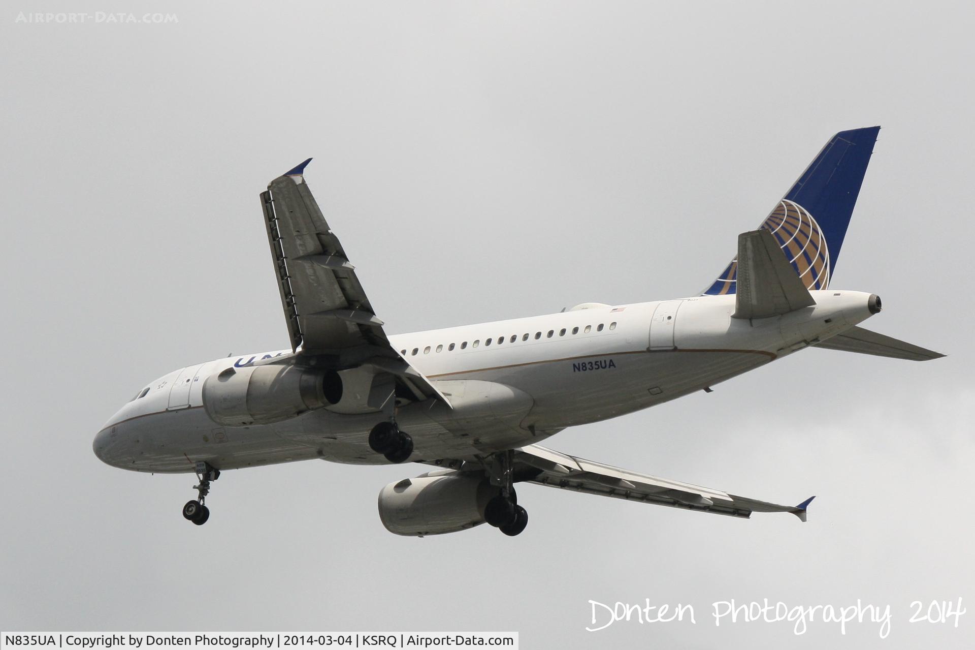 N835UA, 2001 Airbus A319-131 C/N 1426, United Flight 557 (N835UA) arrives at Sarasota-Bradenton International Airport following a flight from Chicago-O'Hare International Airport