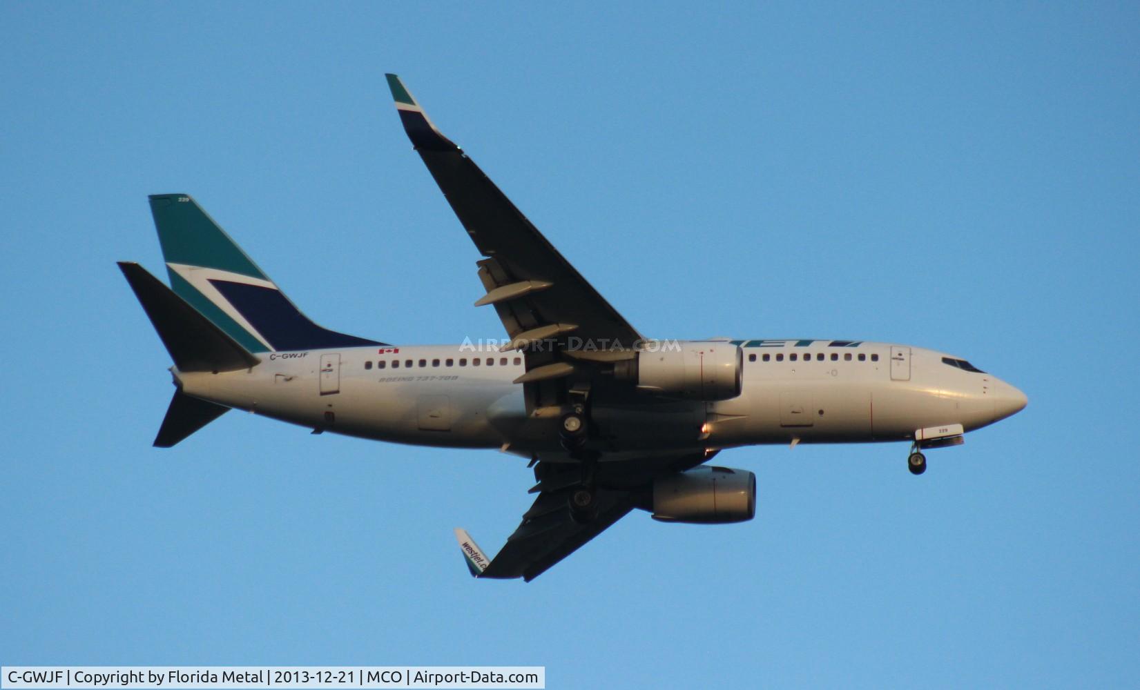 C-GWJF, 2004 Boeing 737-7CT C/N 32766, West Jet 737-700