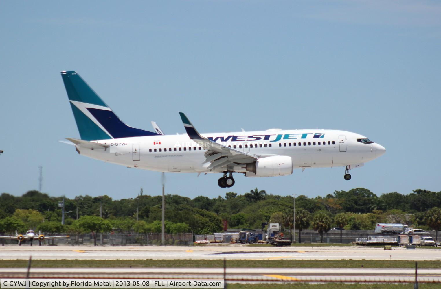 C-GYWJ, 2006 Boeing 737-7CT C/N 32772, West Jet 737-700