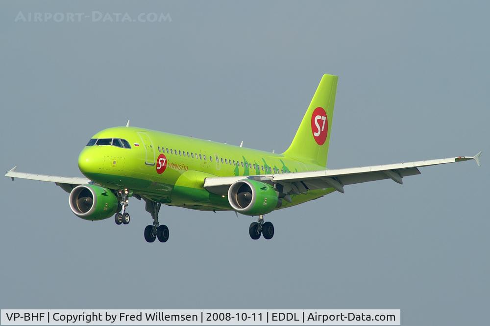 VP-BHF, 2002 Airbus A319-114 C/N 1819, S7